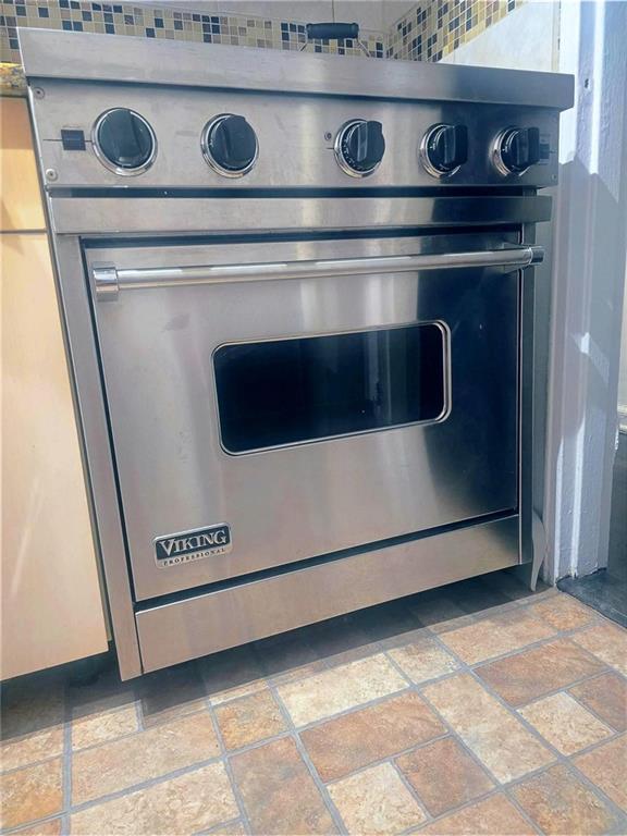 9511 Shore Road, Unit 112 Brooklyn, NY 11209 - Photo 10 of 36