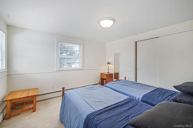 $719,999 | 53 Canterbury Lane, North Babylon, NY 11703