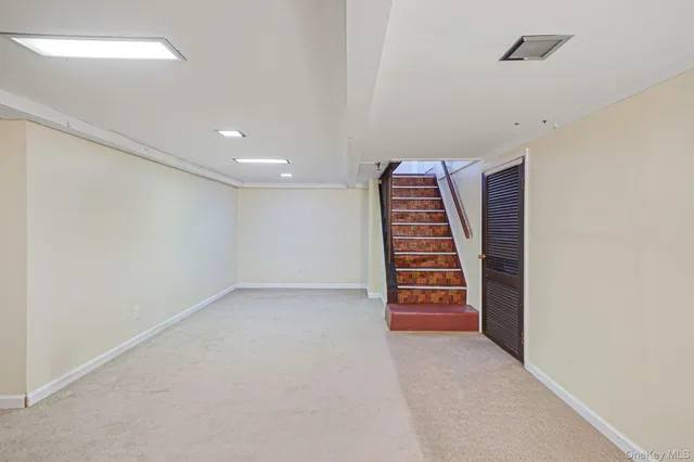 $719,999 | 53 Canterbury Lane, North Babylon, NY 11703