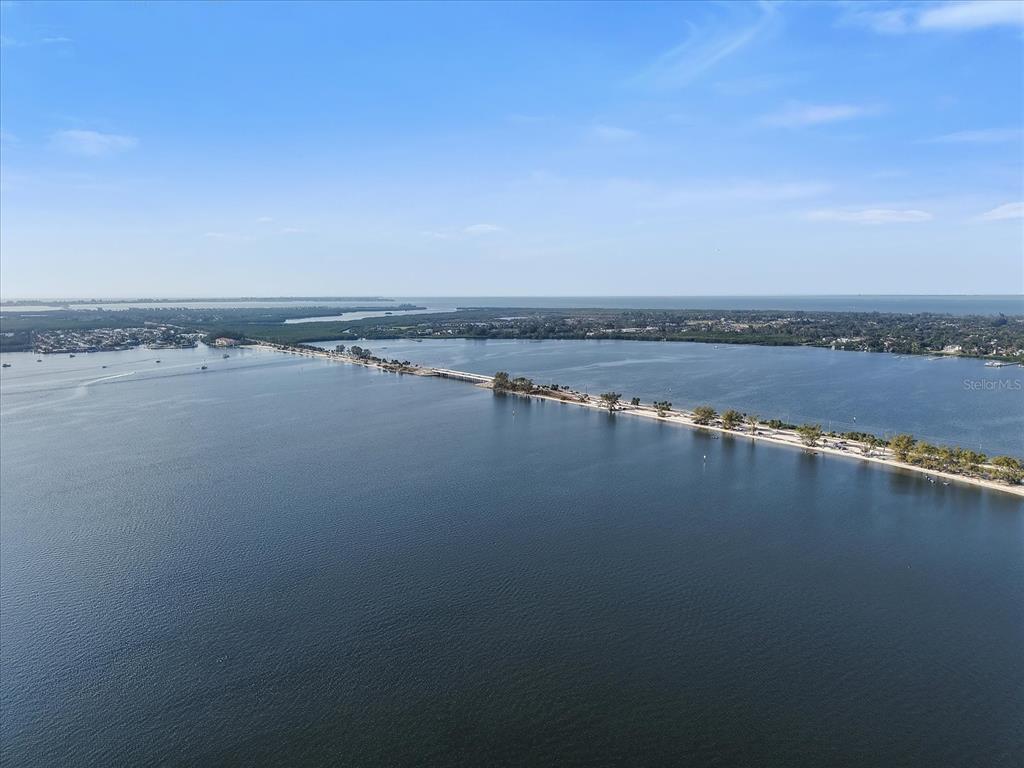 2308 Palma Sola Boulevard Bradenton, FL 34209 - Photo 20 of 23 Gallery Image 20