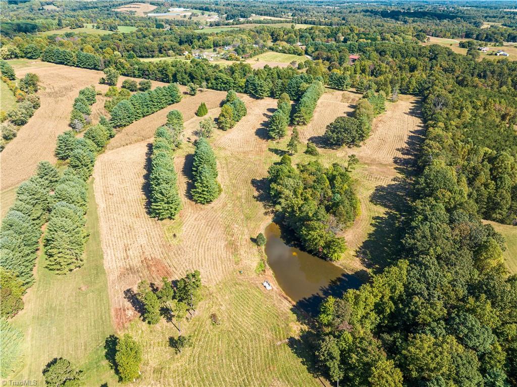 Tbd Tbd Golf Course Road Elkin, NC 28621 - Photo 1 of 14 Gallery Image 1