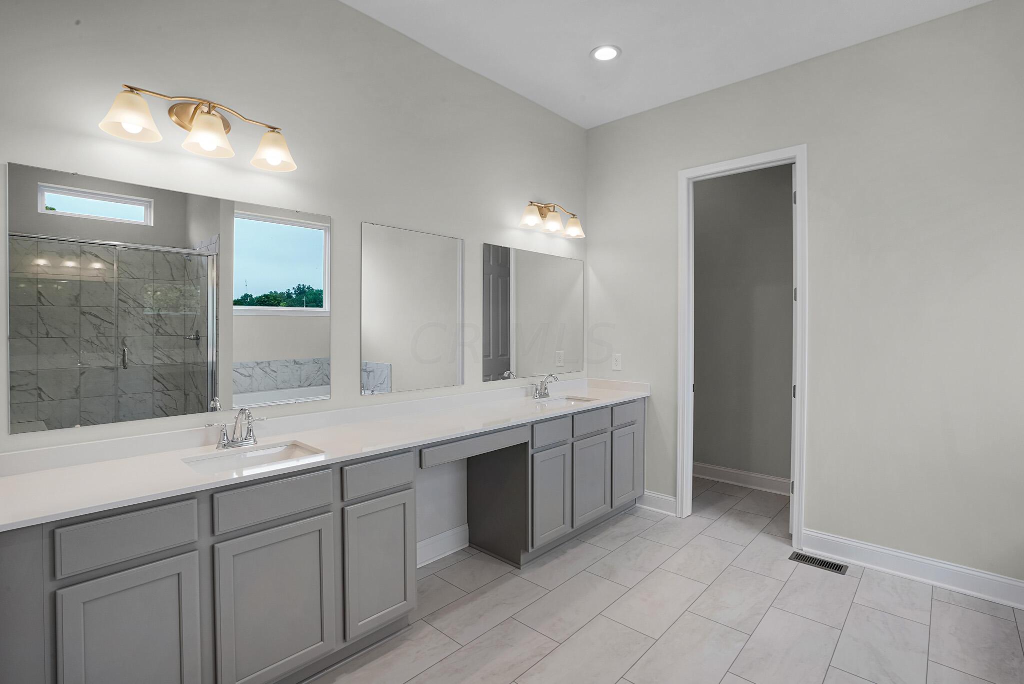 6986 State Rte 61 Sunbury, OH 43074 - Photo 45 of 88 Owner's Bath