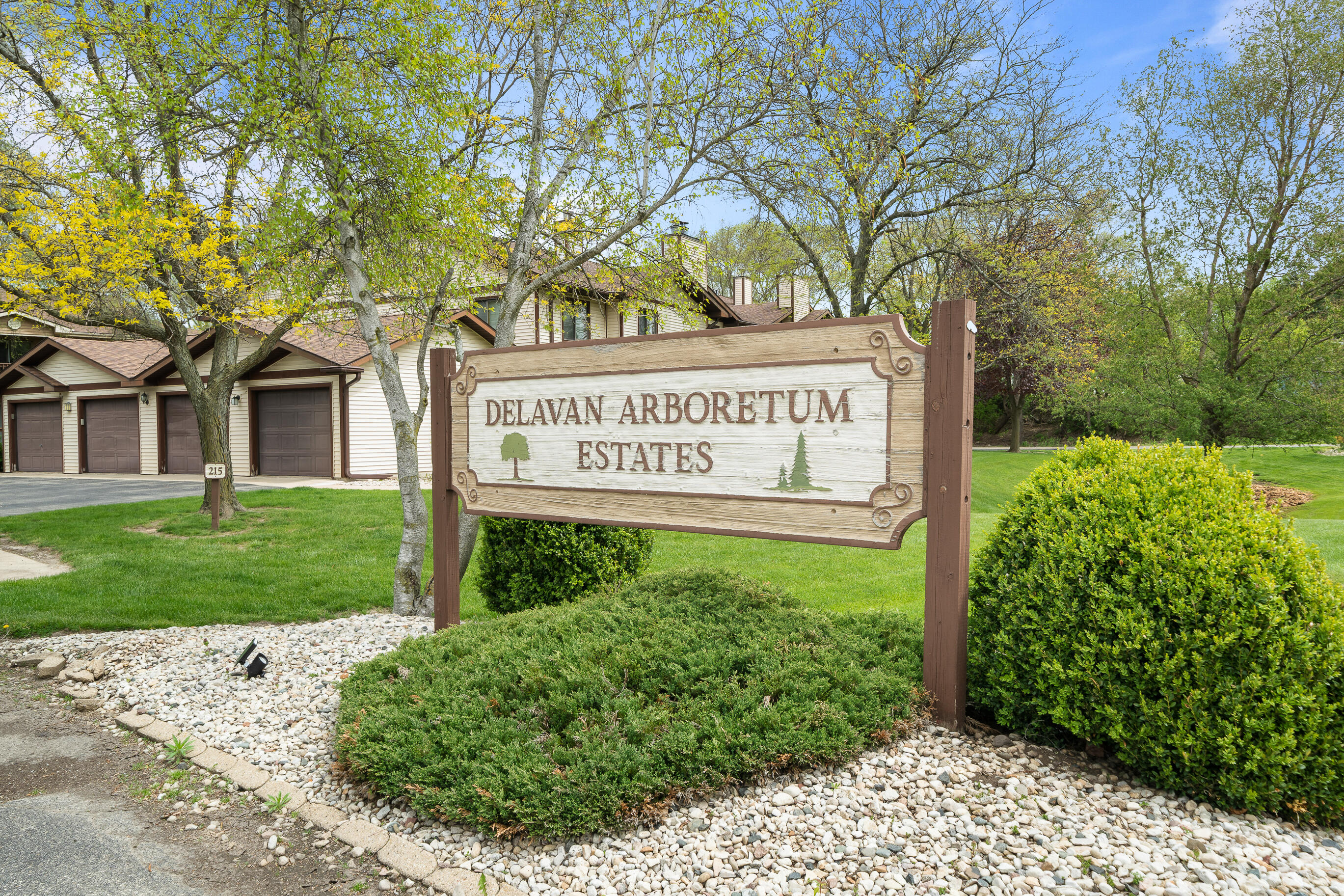 217 Franklin Street, Unit 2H Delavan, WI 53115 - Photo 1 of 32 217 Franklin unit H-33