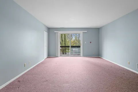 $179,500 | 217 Franklin Street, Unit 2H, Delavan, WI 53115