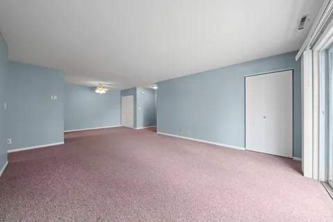 $179,500 | 217 Franklin Street, Unit 2H, Delavan, WI 53115