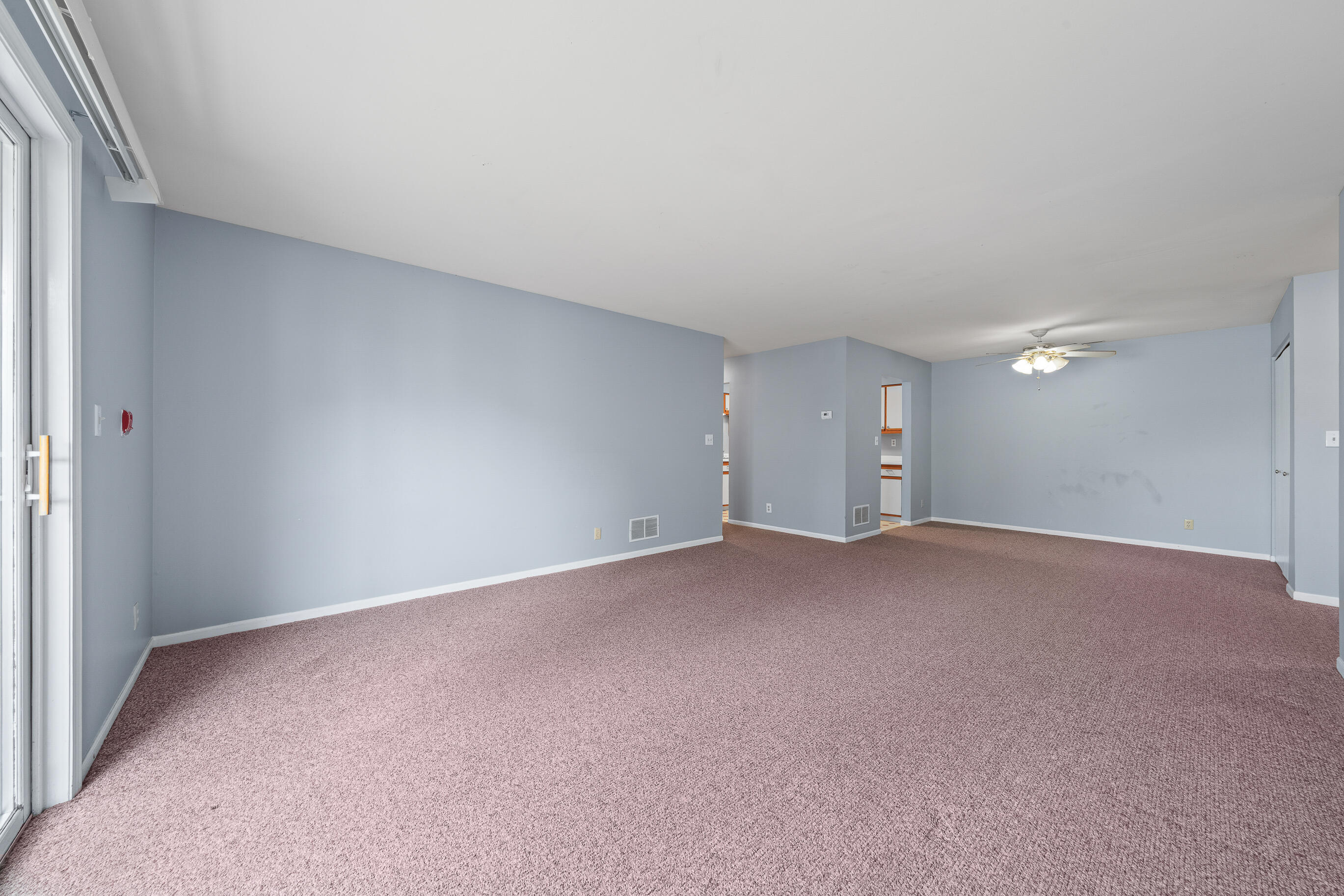 217 Franklin Street, Unit 2H Delavan, WI 53115 - Photo 7 of 32 Greatroom