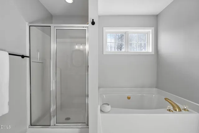 $599,900 | 1101 Waterford Green Drive, Apex, NC 27502