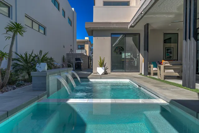 $1,549,000 | 1345 Vue Place, Palm Springs, CA 92262