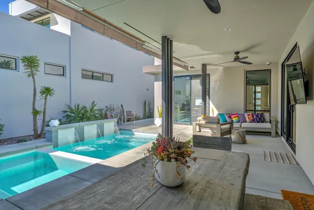 $1,549,000 | 1345 Vue Place, Palm Springs, CA 92262