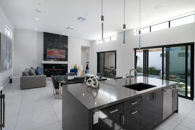 $1,549,000 | 1345 Vue Place, Palm Springs, CA 92262