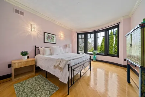 $4,290,000 | 20 Boulder Road, Newton, MA 02459