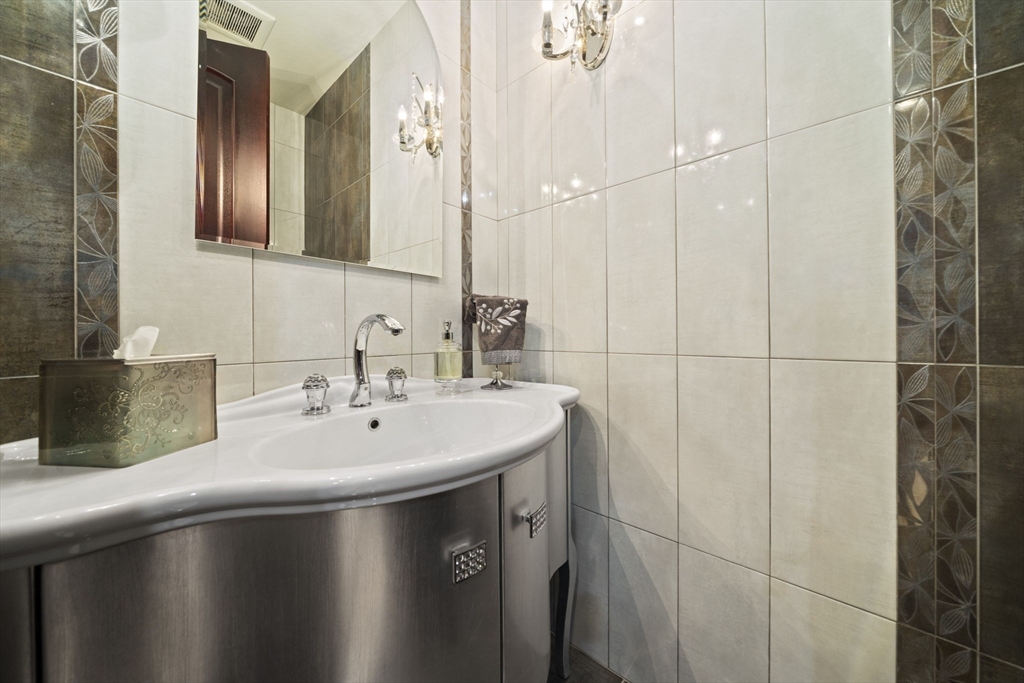 20 Boulder Road Newton, MA 02459 - Photo 36 of 42