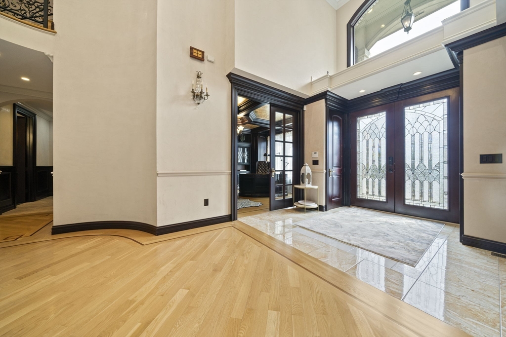 20 Boulder Road Newton, MA 02459 - Photo 4 of 42