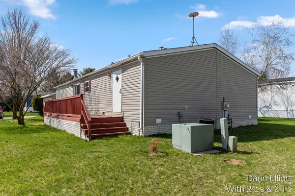 $69,900 | 360 East Tuttle Road, Unit 94, Ionia, MI 48846