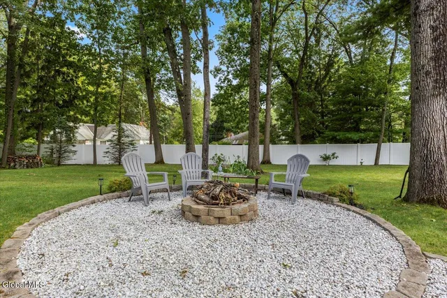 $967,000 | 76 Tamarack Lane, Colonie, NY 12309