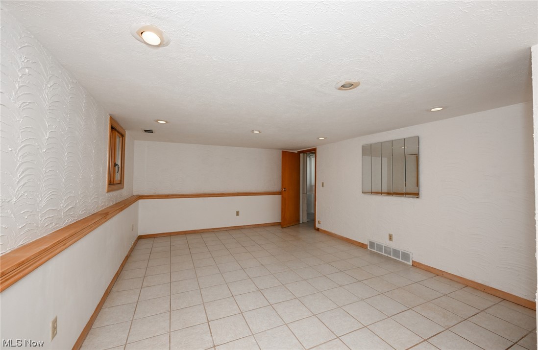8063 Bellflower Road Mentor, OH 44060 - Photo 23 of 35 Gallery Image 23