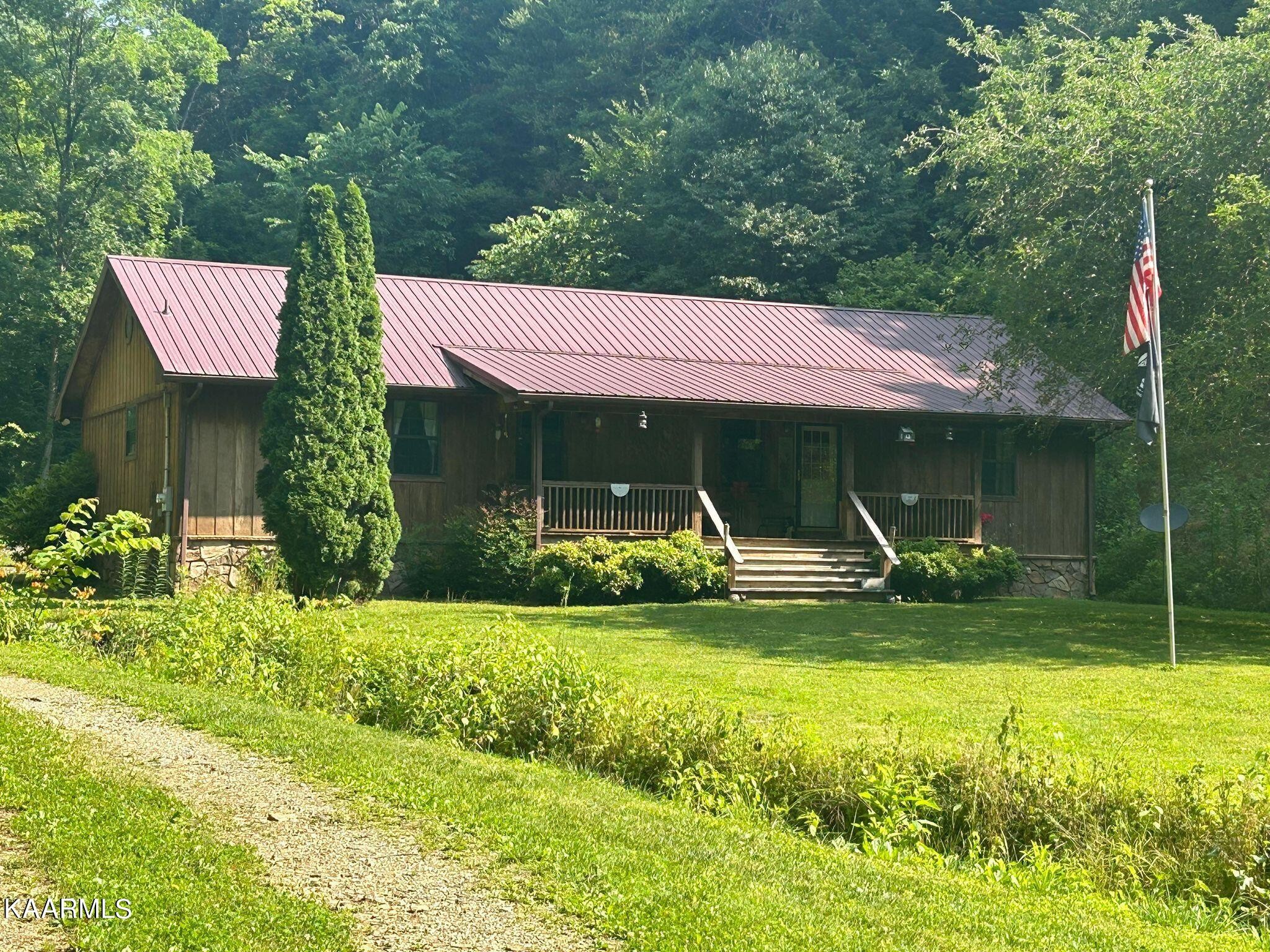 705 Antioch Church Road Vonore, TN 37885 - Photo 2 of 48 Gallery Image 2