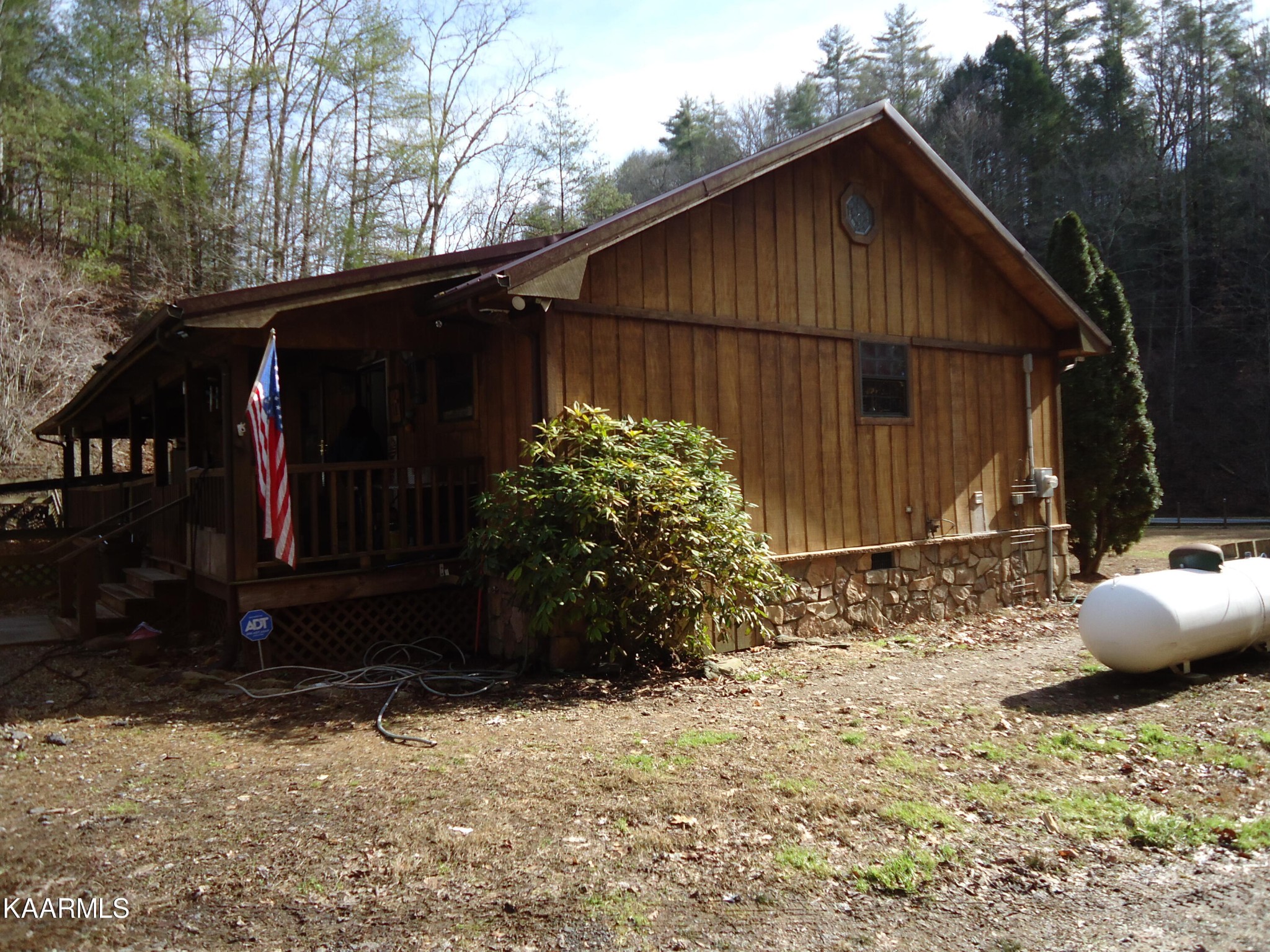705 Antioch Church Road Vonore, TN 37885 - Photo 6 of 48 Gallery Image 6