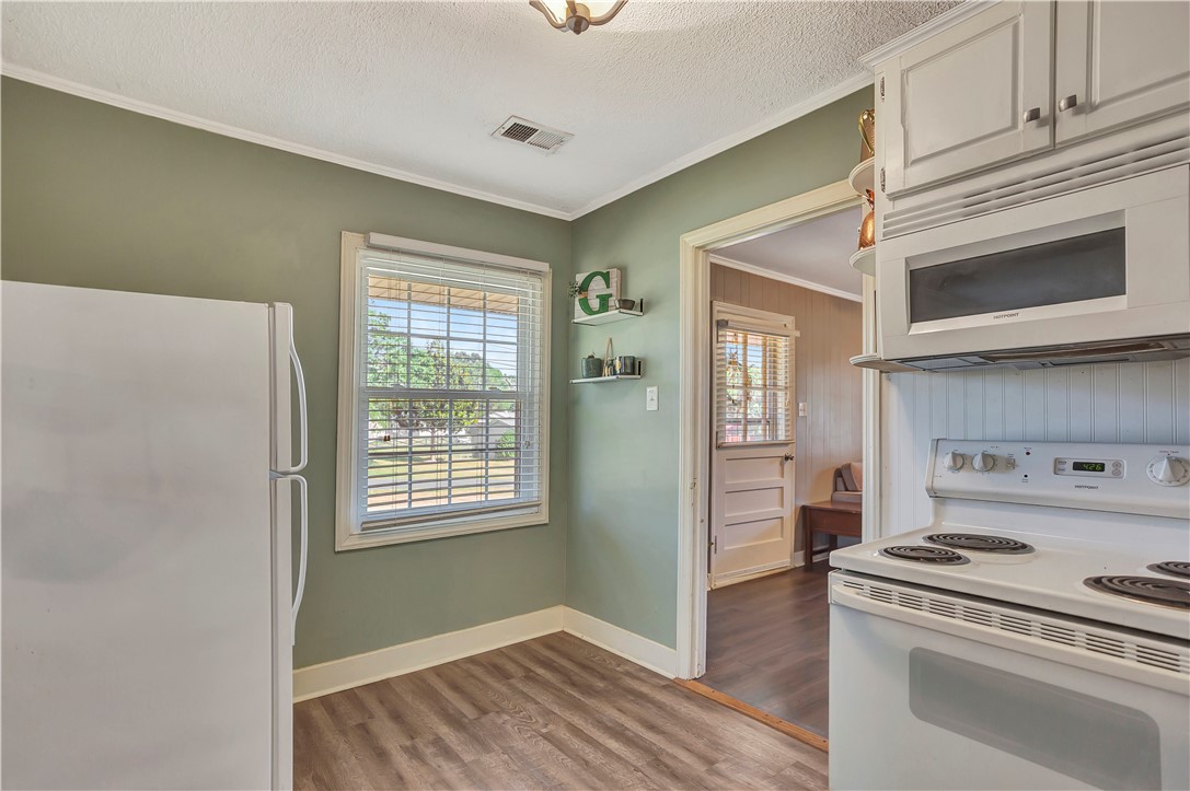 402 South Elm Street Pendleton, SC 29670 - Photo 19 of 31