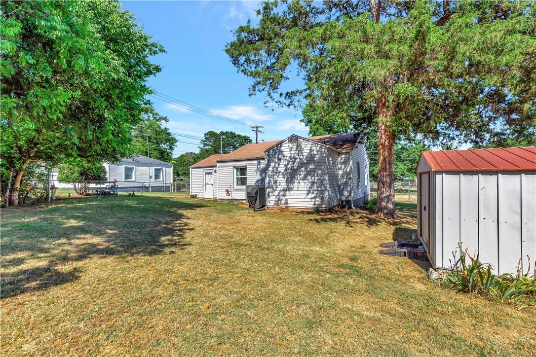402 South Elm Street Pendleton, SC 29670 - Photo 29 of 31