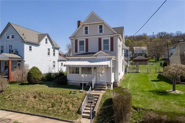 $195,000 | 633 3rd Street, Verona, PA 15147