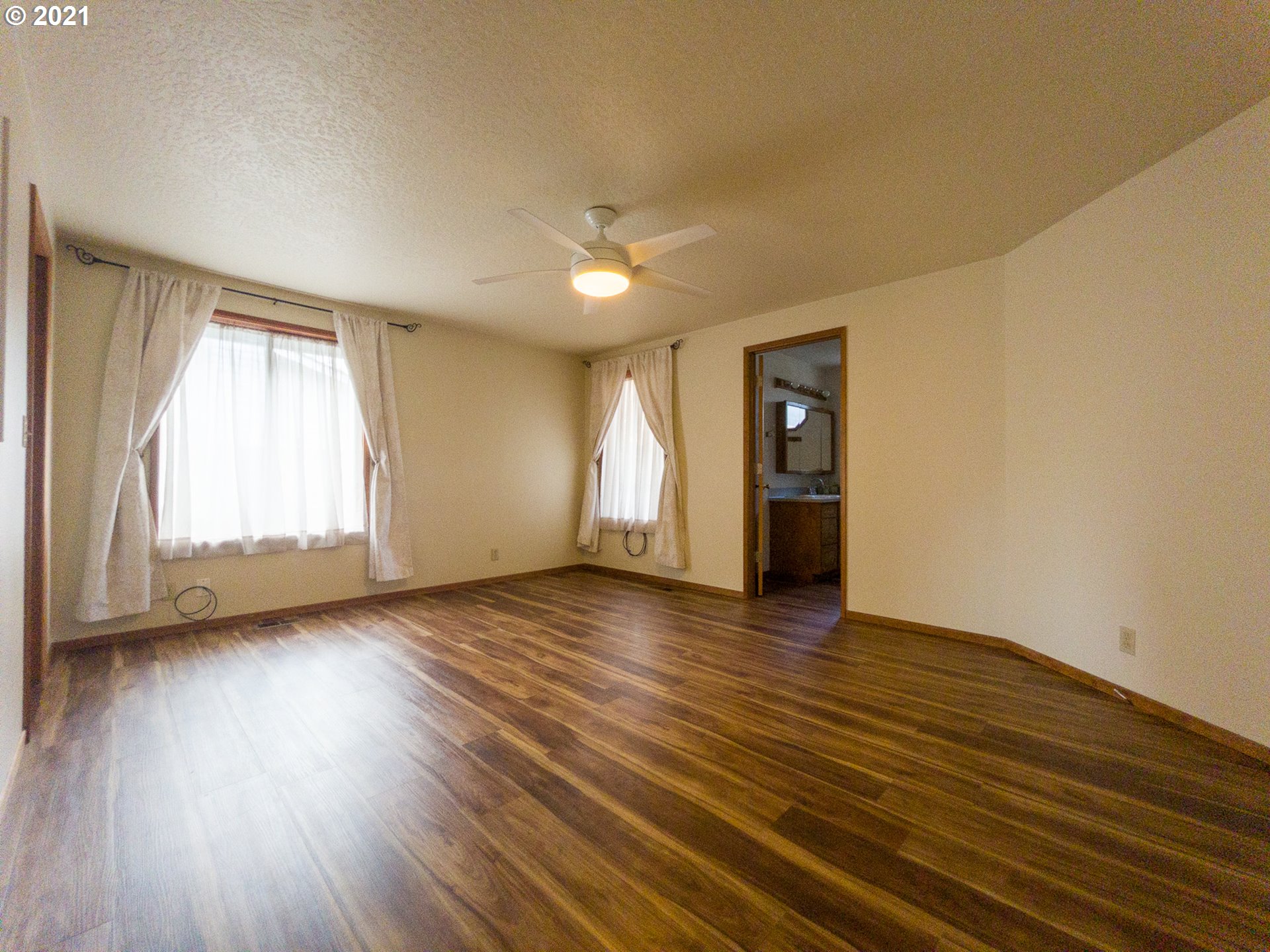 2757 Norkenzie Road Eugene, OR 97408 - Photo 11 of 15 Gallery Image 11