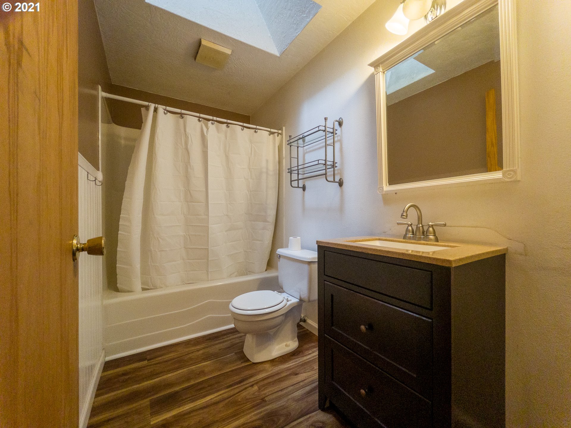 2757 Norkenzie Road Eugene, OR 97408 - Photo 8 of 15 Gallery Image 8