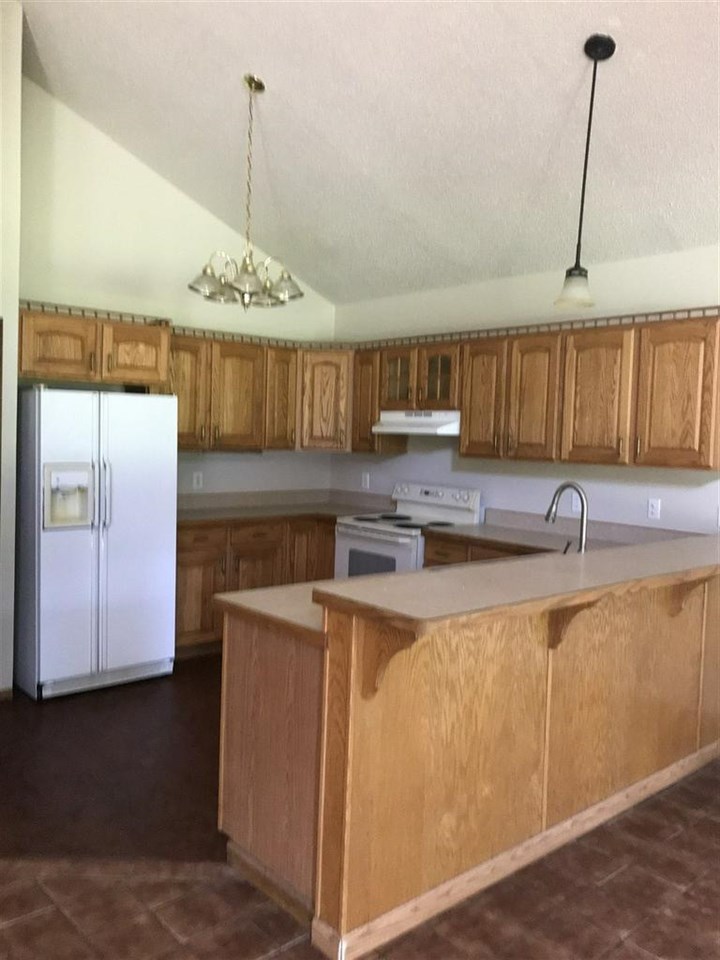 4500 North Center Road Flint, MI 48506 - Photo 8 of 22
