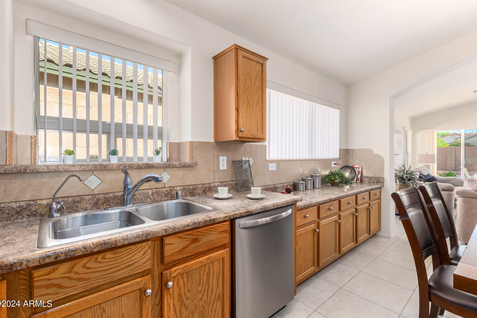 2225 West Peak View Road Phoenix, AZ 85085 - Photo 23 of 51 Plenty of Counter Space!