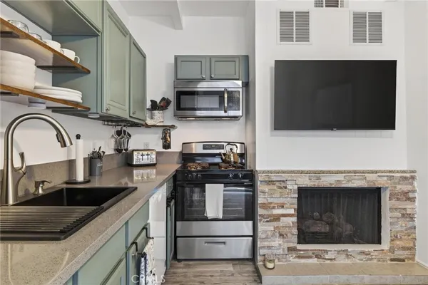 $1,295,000 | 211 North Western Avenue, San Pedro, CA 90732