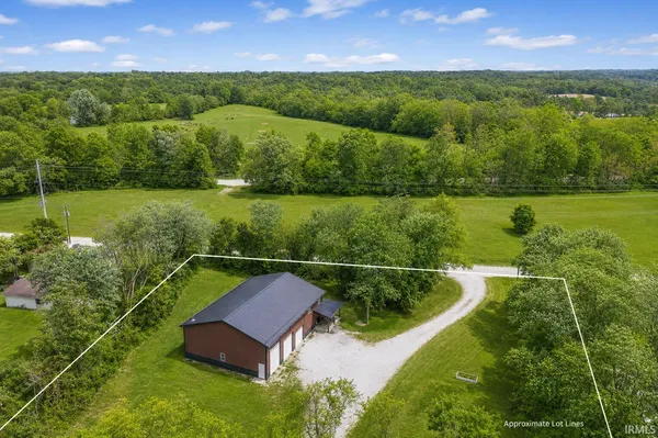 $389,000 | 9398 South Harrodsburg Road, Springville, IN 47462