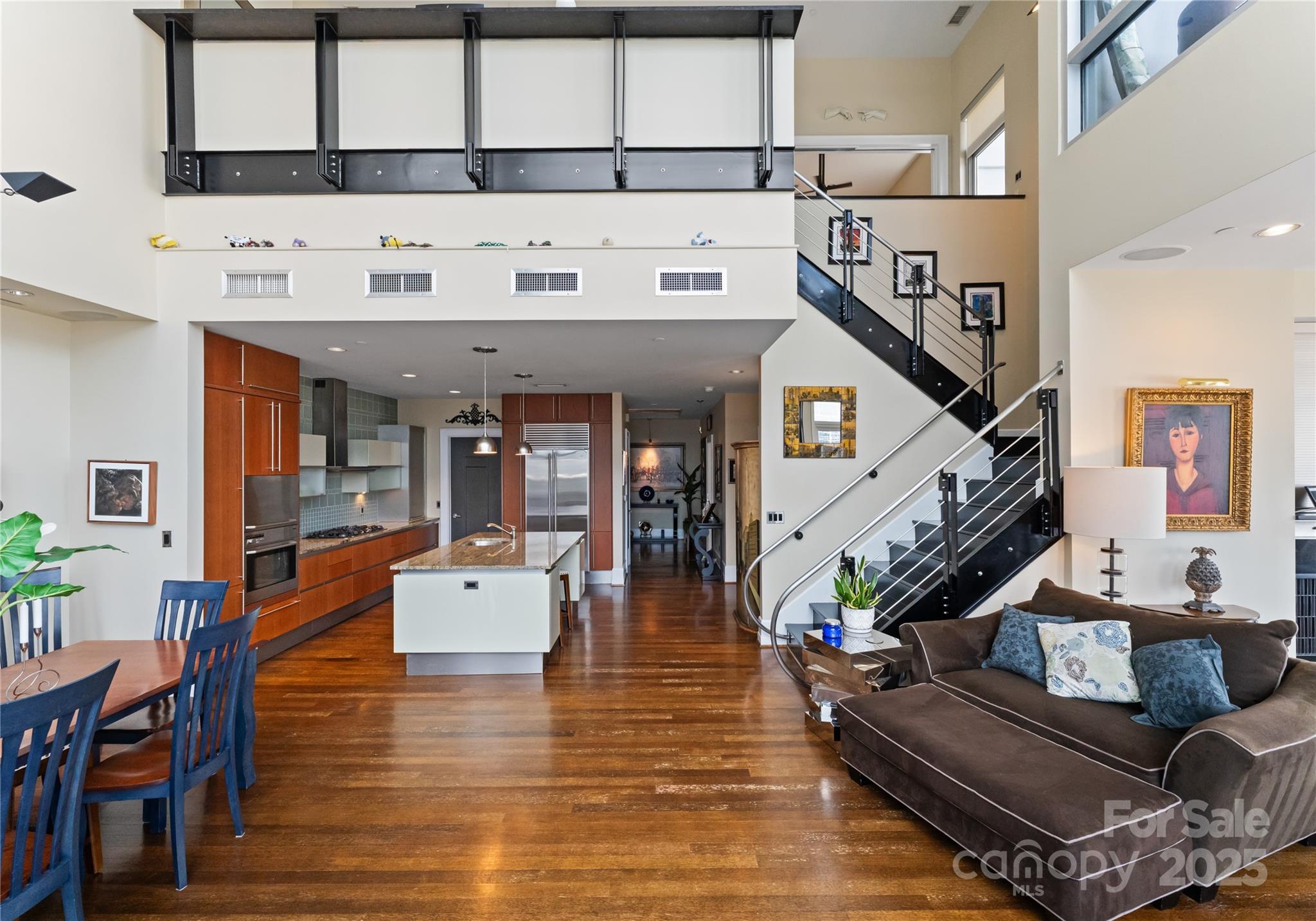 435 South Tryon Street, Unit 907 Charlotte, NC 28202 - Photo 20 of 43 Gallery Image 20