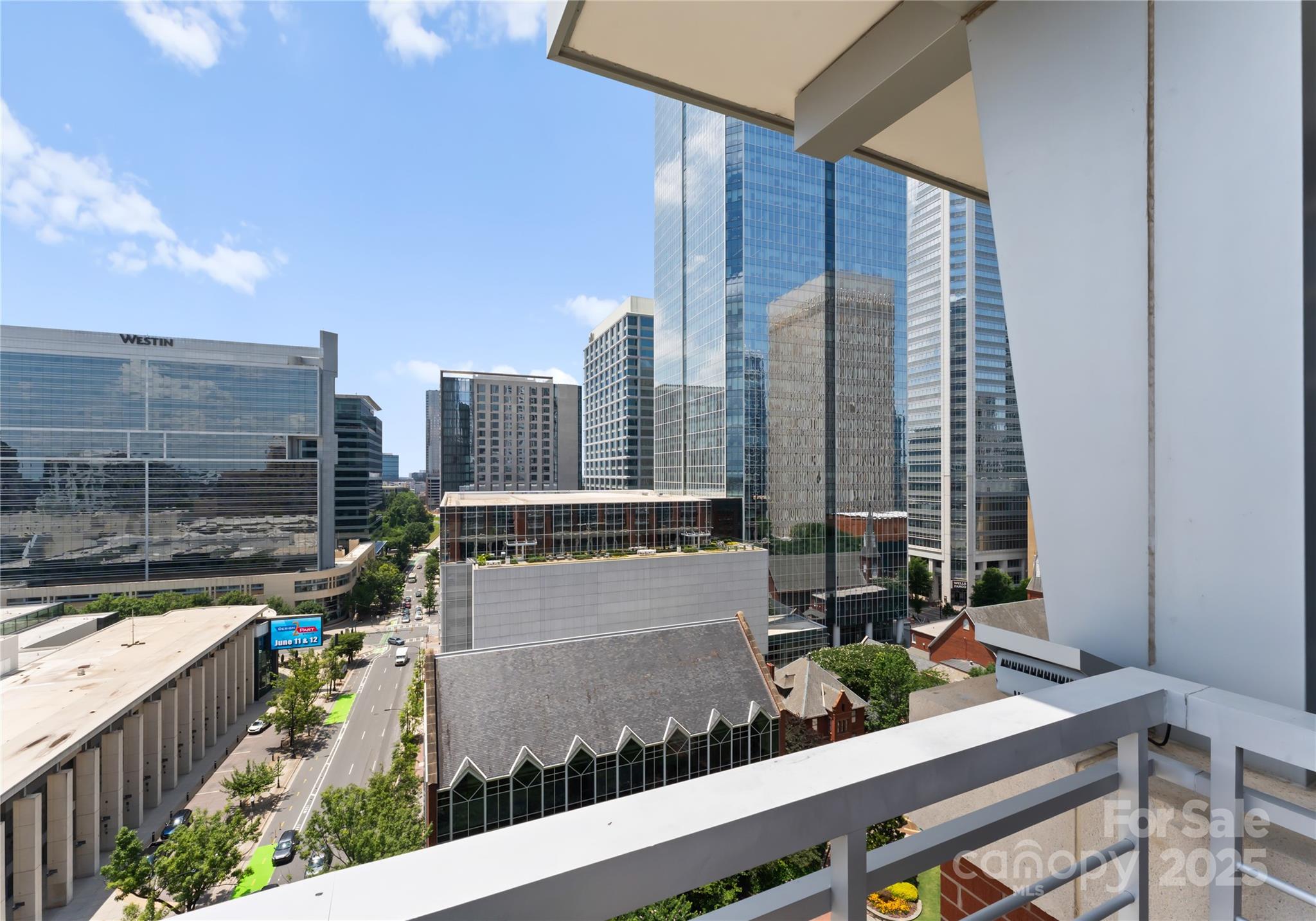 435 South Tryon Street, Unit 907 Charlotte, NC 28202 - Photo 33 of 43 Gallery Image 33