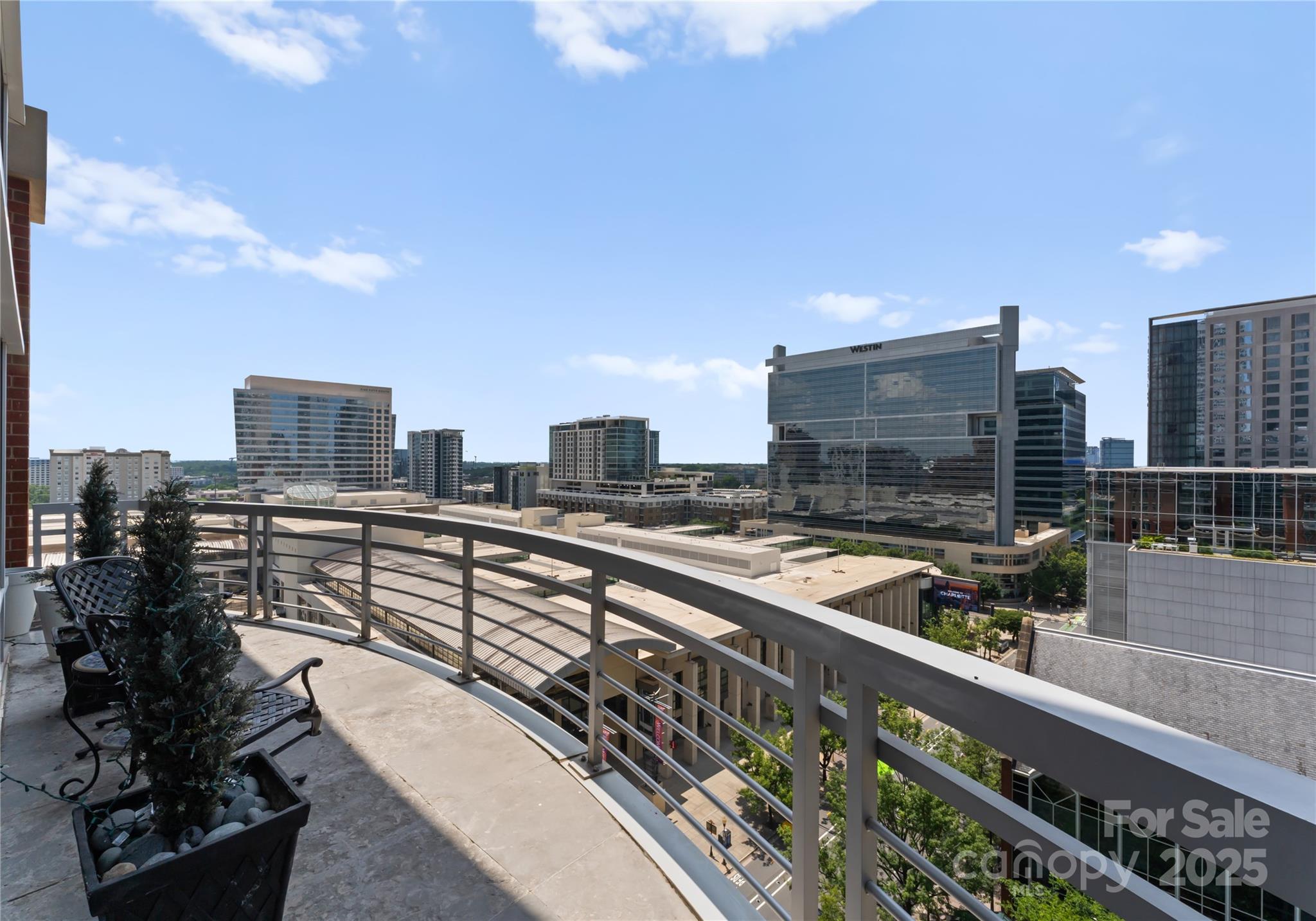 435 South Tryon Street, Unit 907 Charlotte, NC 28202 - Photo 34 of 43 Gallery Image 34