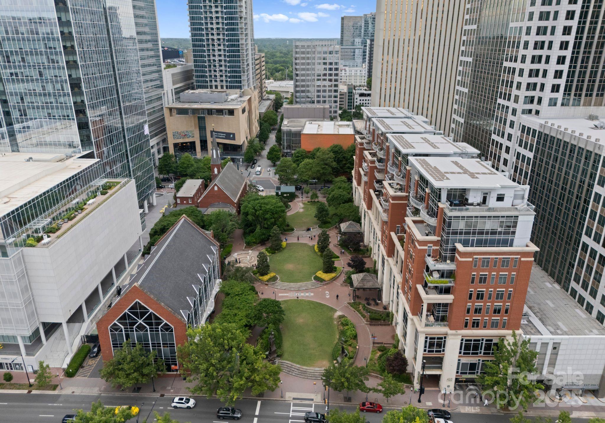 435 South Tryon Street, Unit 907 Charlotte, NC 28202 - Photo 43 of 43 Gallery Image 43