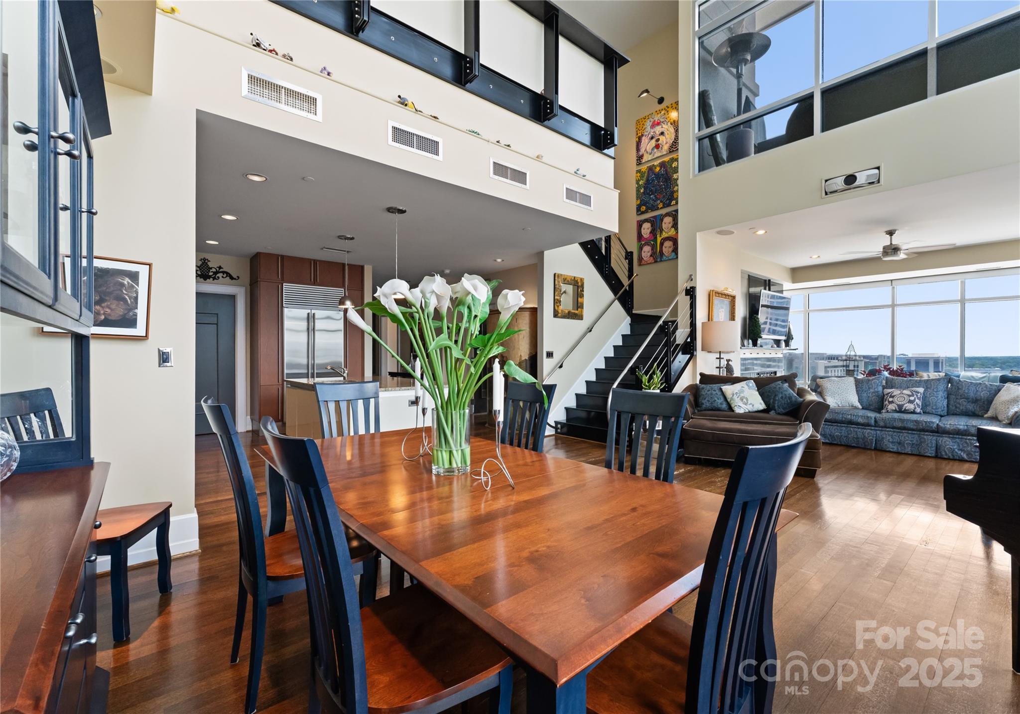 435 South Tryon Street, Unit 907 Charlotte, NC 28202 - Photo 8 of 43 Gallery Image 8