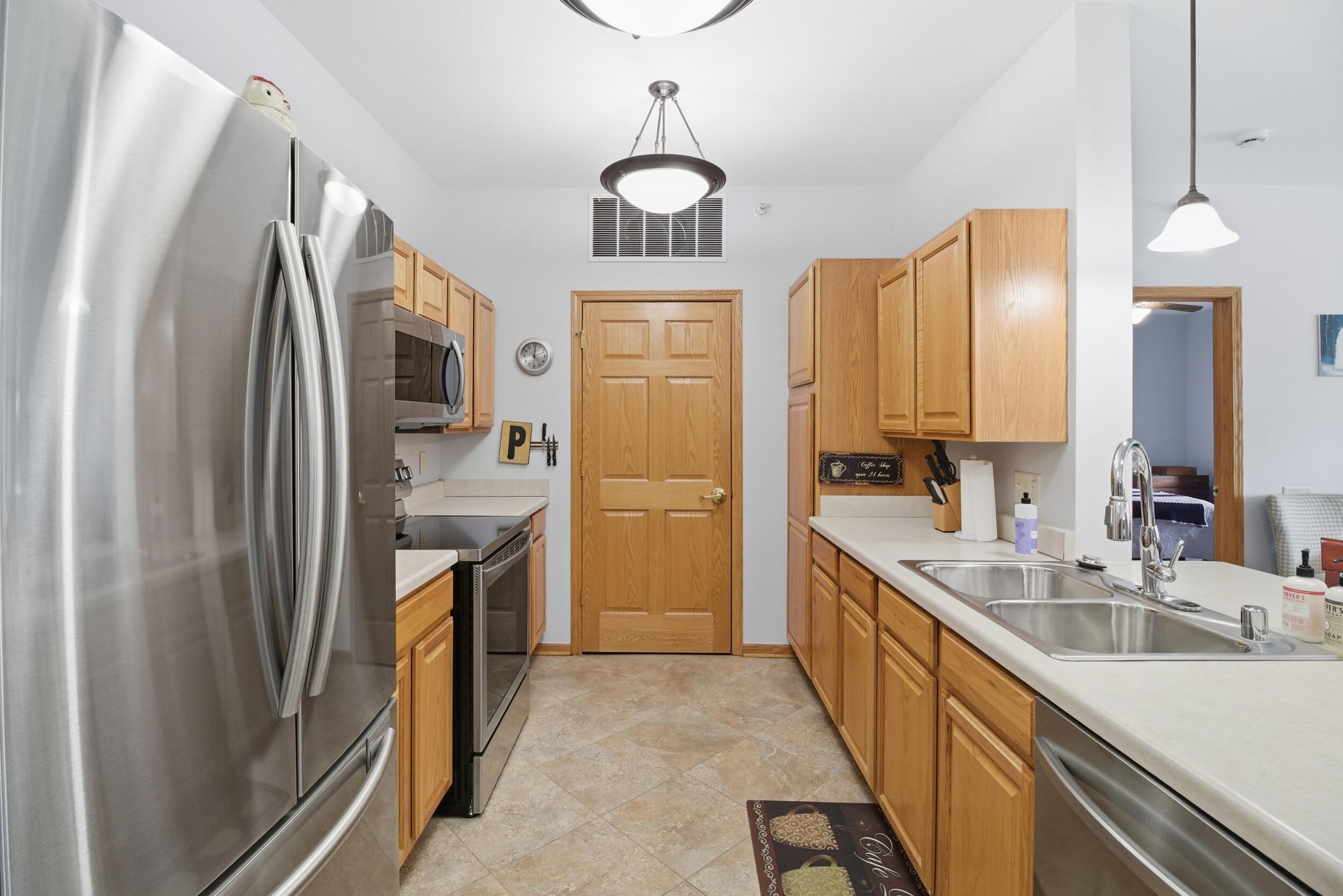 7710 South 51st Street, Unit 105 Franklin, WI 53132 - Photo 12 of 20 Kitchen