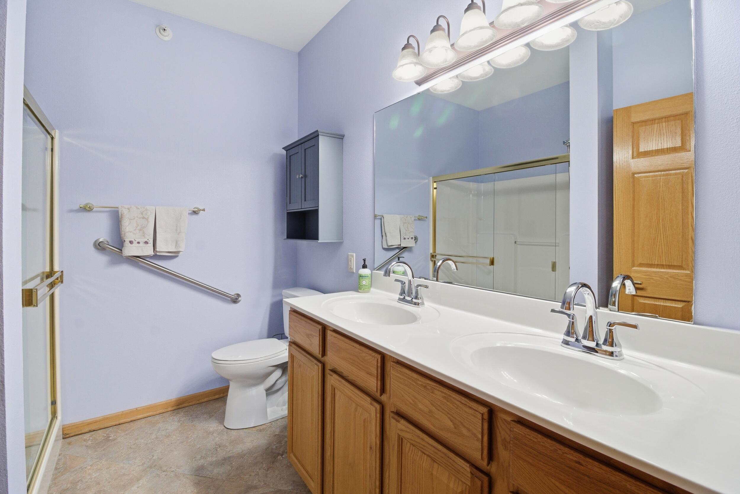 7710 South 51st Street, Unit 105 Franklin, WI 53132 - Photo 9 of 20 Bathroom 1 Primary