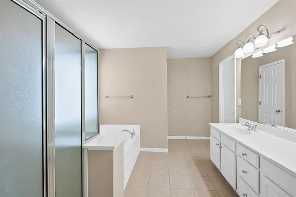 $3,400 | 4071 Kingsley Park Lane, Peachtree Corners, GA 30096