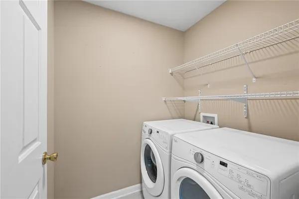 $3,400 | 4071 Kingsley Park Lane, Peachtree Corners, GA 30096