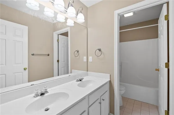 $3,400 | 4071 Kingsley Park Lane, Peachtree Corners, GA 30096