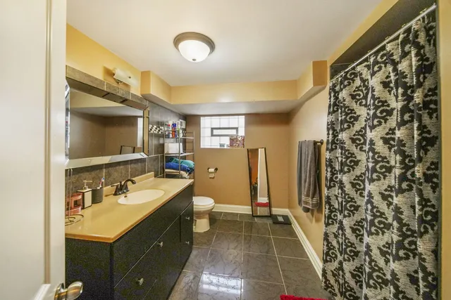 $330,000 | 11326 South Parnell Avenue, Chicago, IL 60628