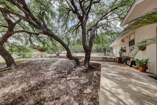 $649,900 | 185 Cougar Park Road, Hunt, TX 78024