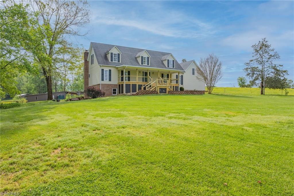 890 Pinnix Road Jonesville, NC 28642 - Photo 2 of 50 Gallery Image 2