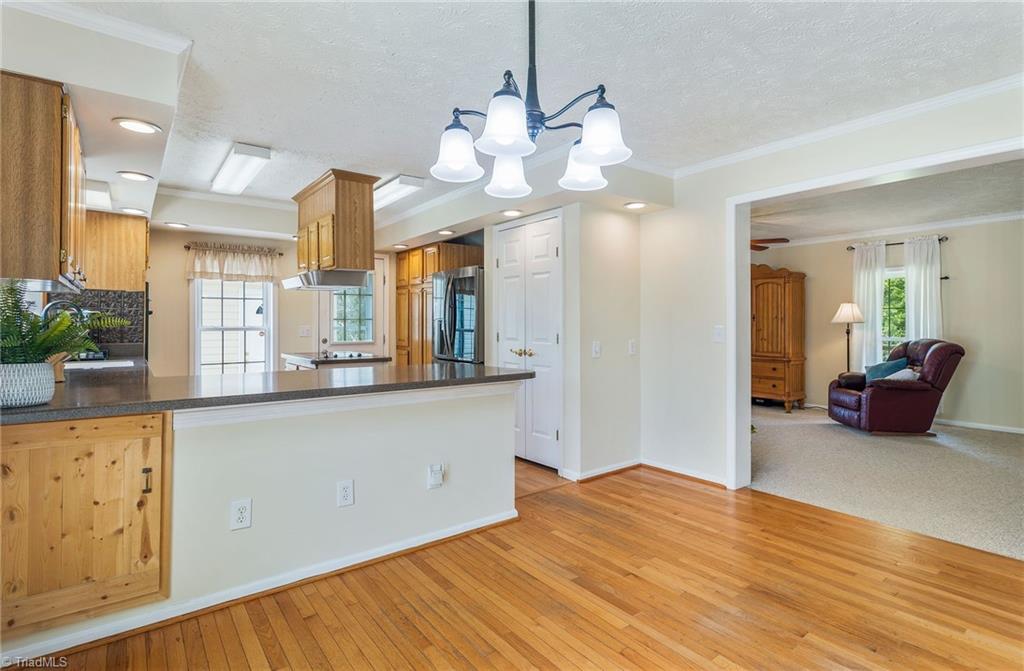 890 Pinnix Road Jonesville, NC 28642 - Photo 11 of 50 Gallery Image 11