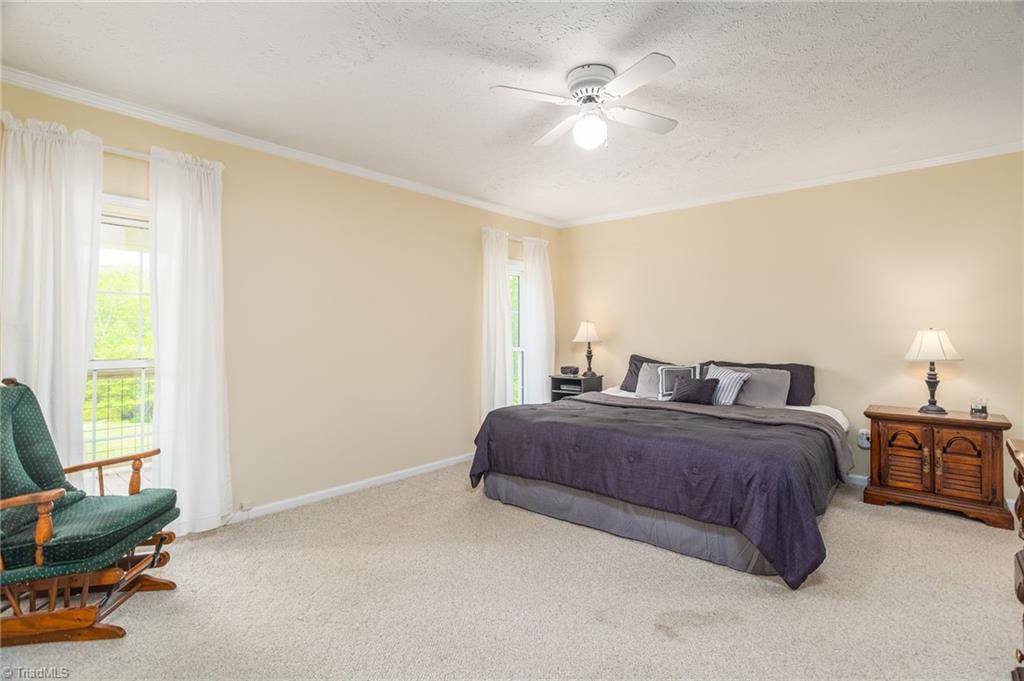 890 Pinnix Road Jonesville, NC 28642 - Photo 19 of 50 Gallery Image 19