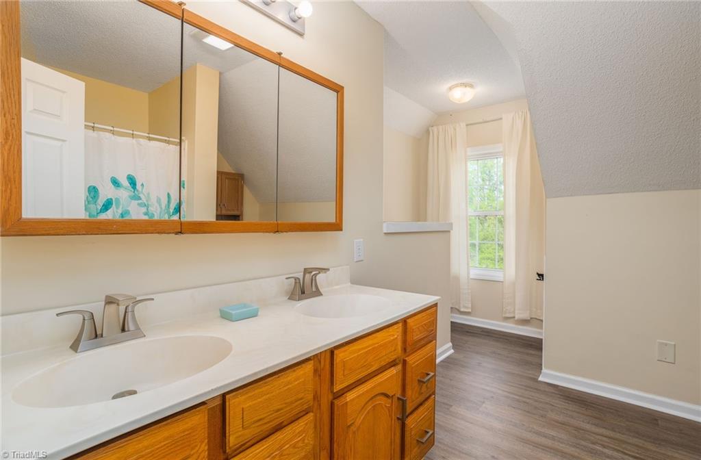 890 Pinnix Road Jonesville, NC 28642 - Photo 24 of 50 Gallery Image 24