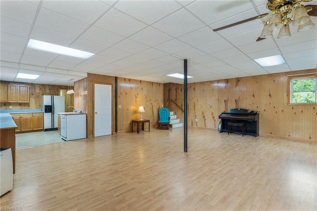 890 Pinnix Road Jonesville, NC 28642 - Photo 27 of 50 Gallery Image 27