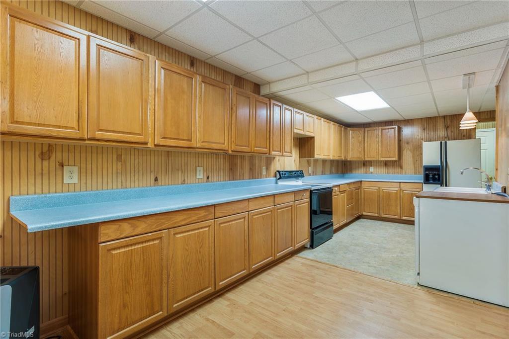 890 Pinnix Road Jonesville, NC 28642 - Photo 28 of 50 Gallery Image 28