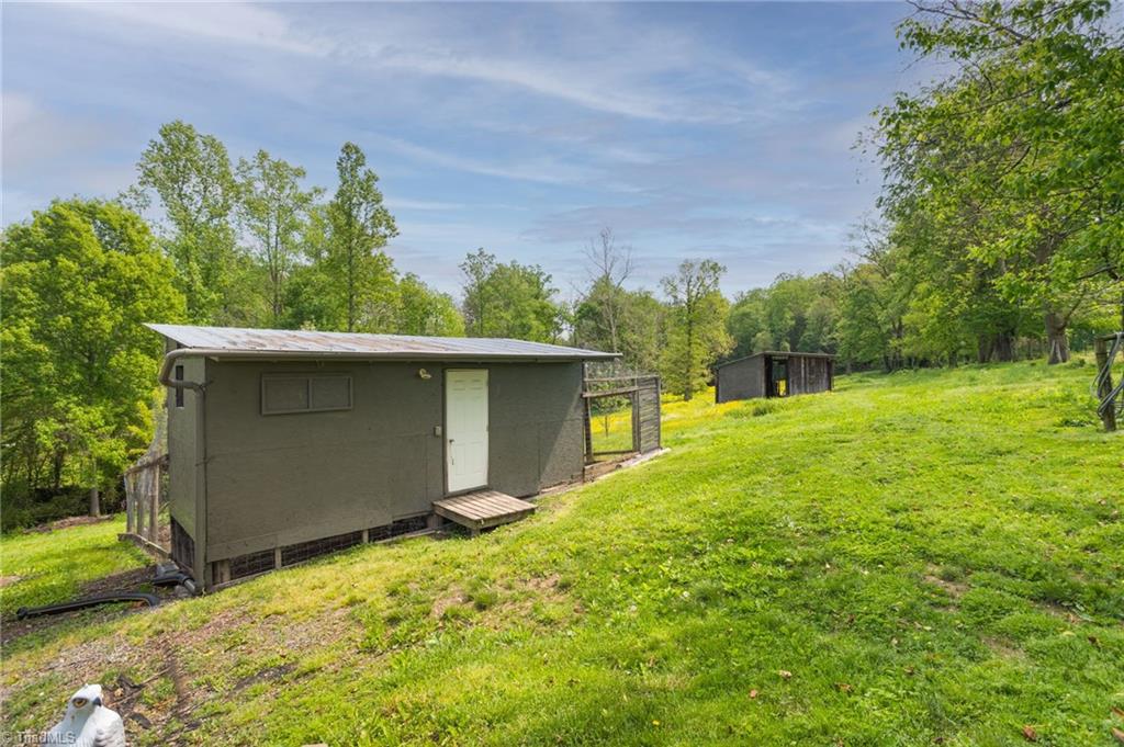 890 Pinnix Road Jonesville, NC 28642 - Photo 45 of 50 Gallery Image 45